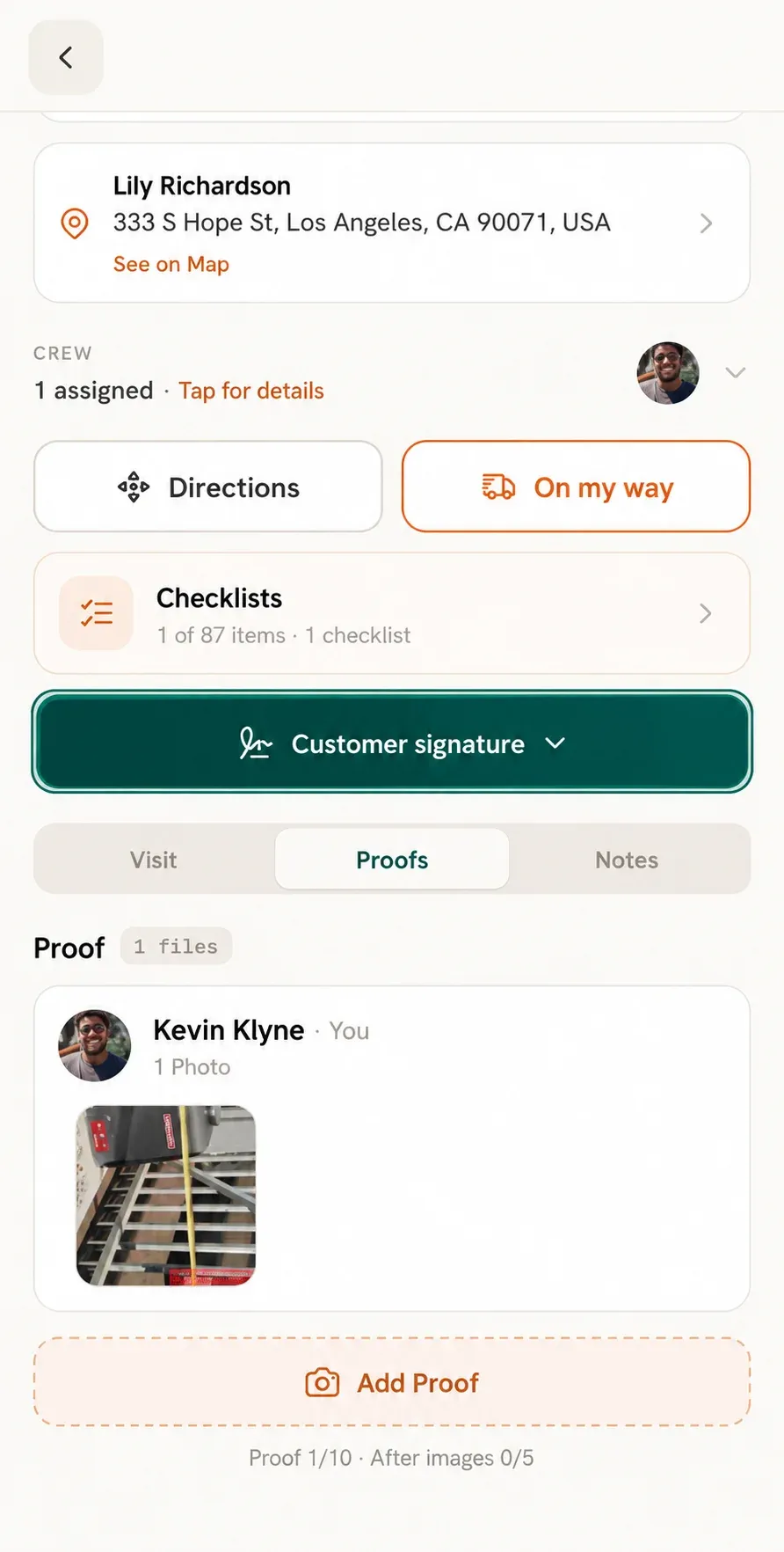 Job details screen with Customer Signature highlighted